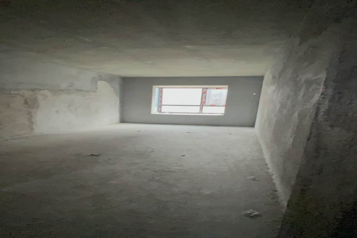 华辉佳园 3室2厅2卫 65.80万 华辉佳园 3室2厅2卫 65.80万室内图