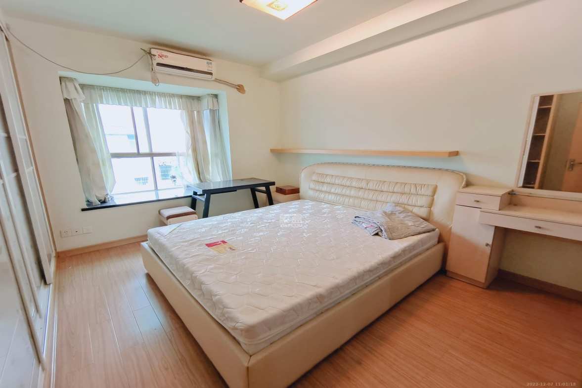 景香苑 3室2厅1卫 2000.0元/月 景香苑 3室2厅1卫 2000.0元/月室内图