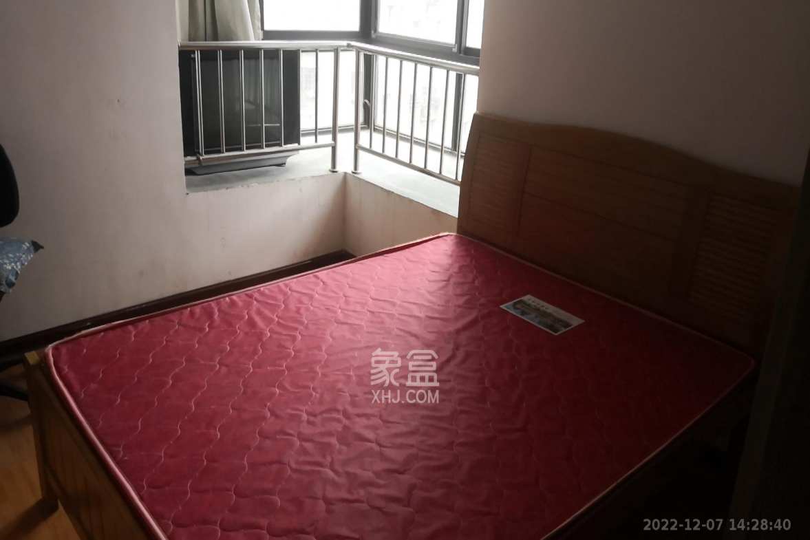 湘诚嘉园  3室2厅2卫    2400.0元/月室内图