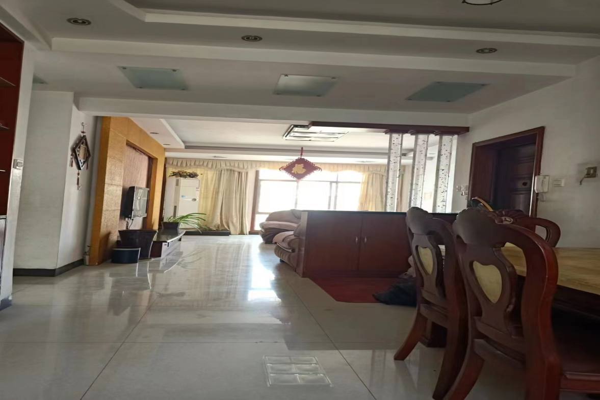 书香名邸  4室2厅2卫   1200.00元/月 书香名邸  4室2厅2卫   1200.00元/月室内图