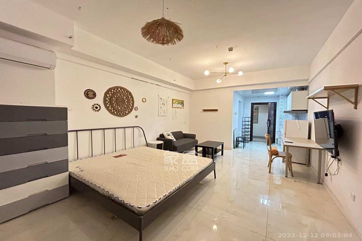 北辰三角洲E4区  1室1厅1卫    2400.0元/月室内图