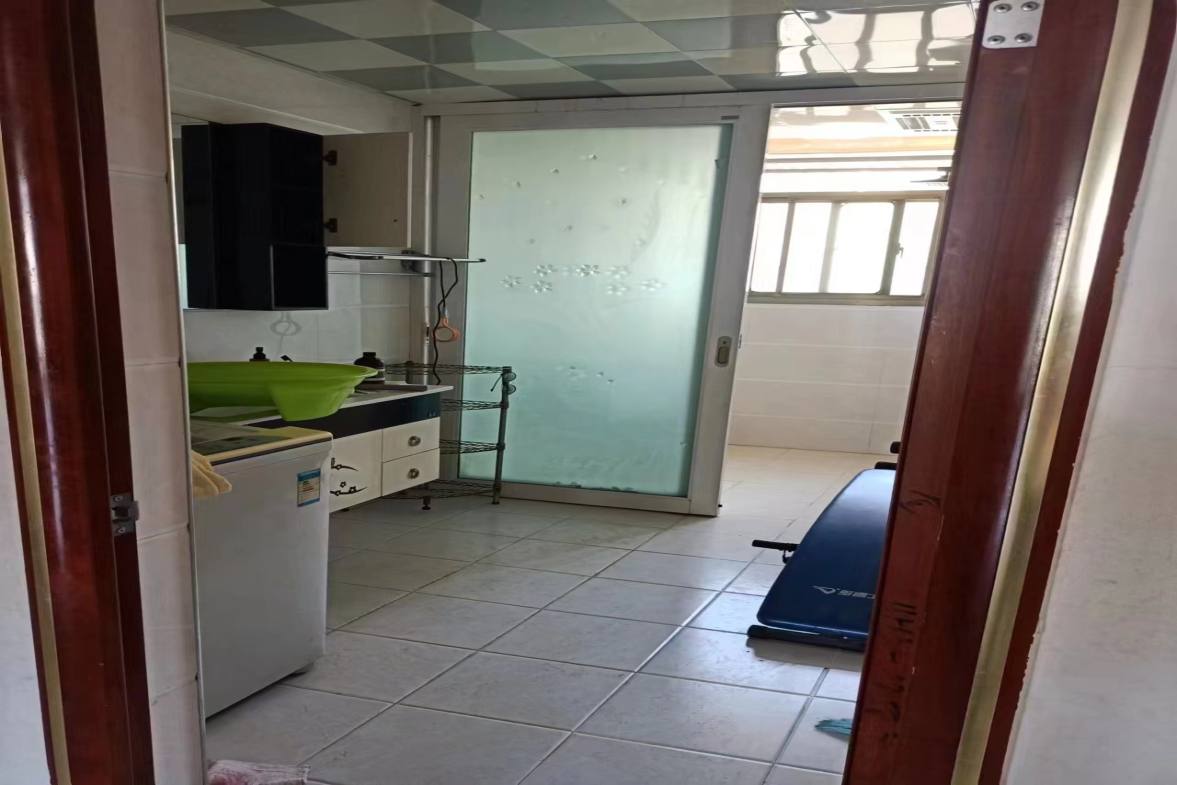 书香名邸  4室2厅2卫   1200.00元/月 书香名邸  4室2厅2卫   1200.00元/月室内图