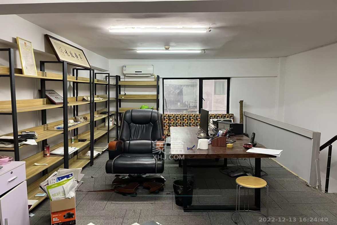 城市快线（新建大厦）  1室1厅1卫    3000.0元/月室内图