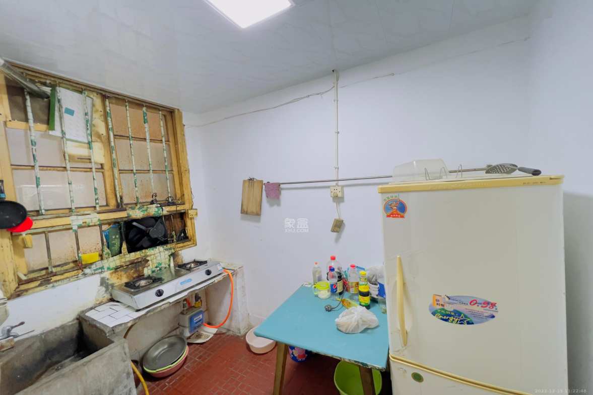 石子冲巷  2室1厅1卫    1400.0元/月室内图