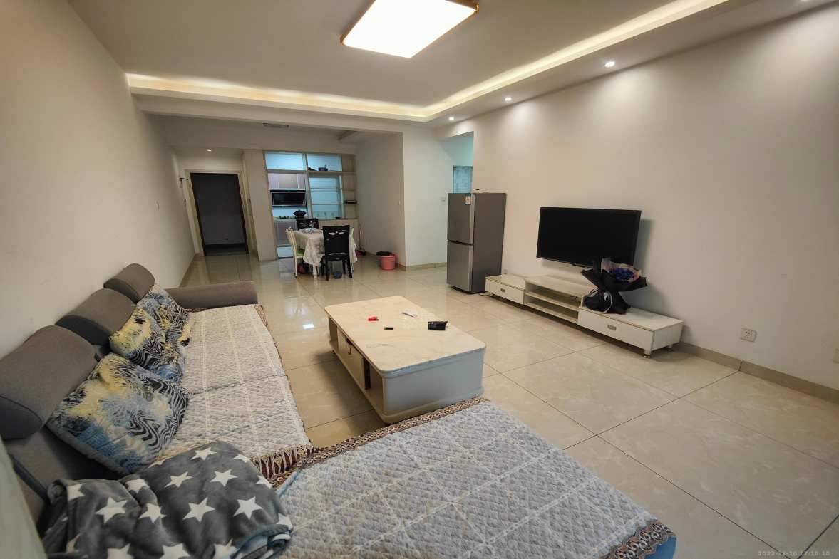 康馨佳园  3室2厅2卫   2200.00元/月室内图