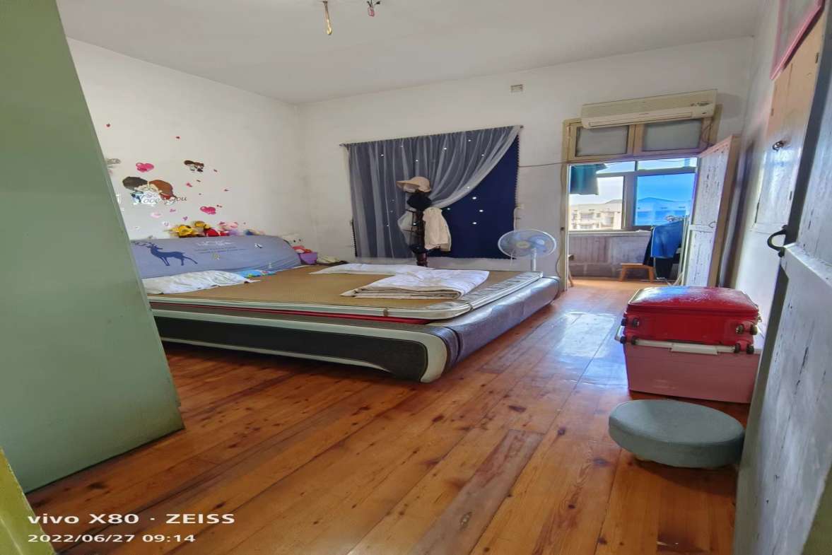 旁山冲  3室1厅1卫    26.8万客厅