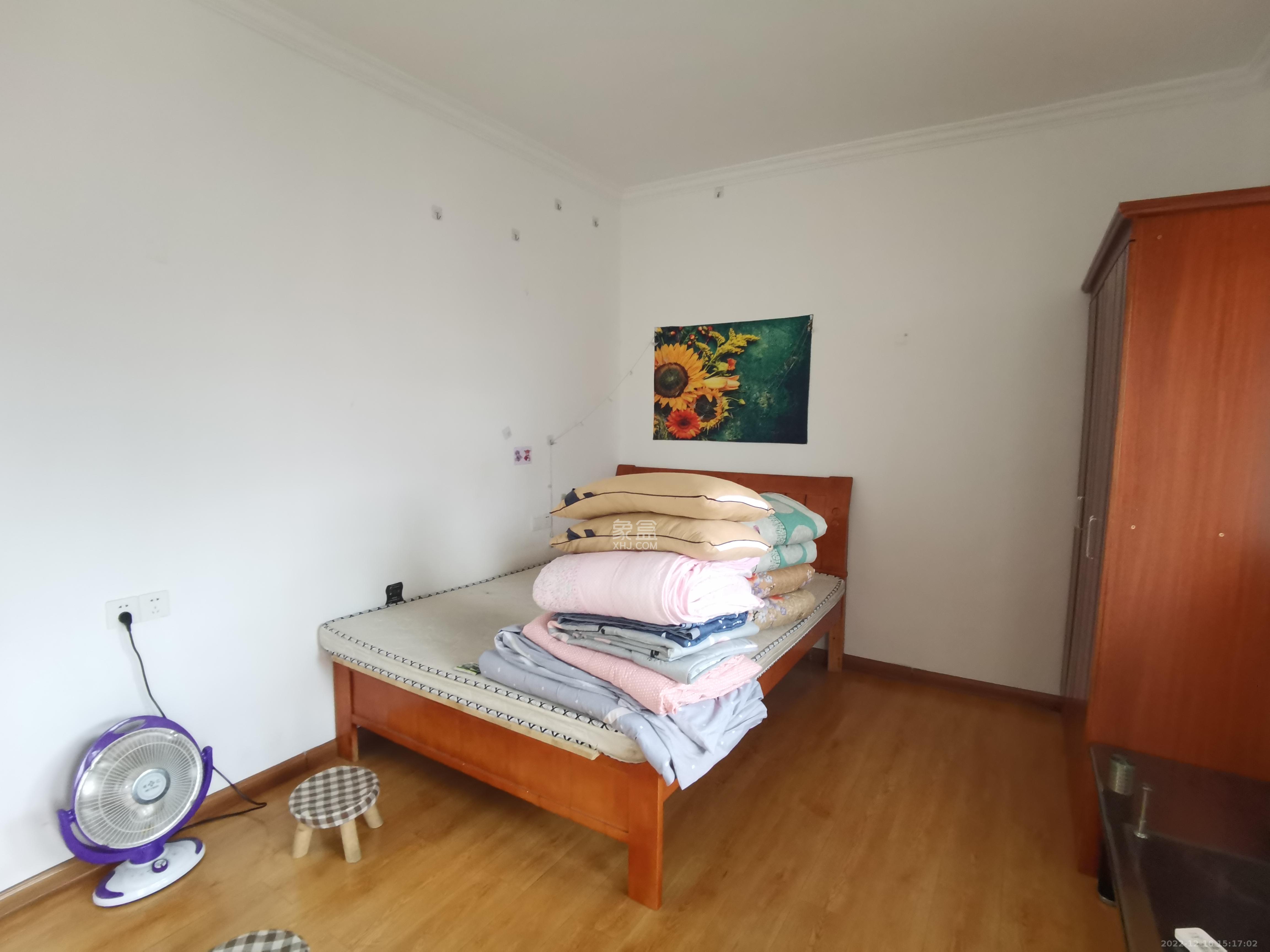 长橡宿舍 1室1厅1卫 1000.0元/月