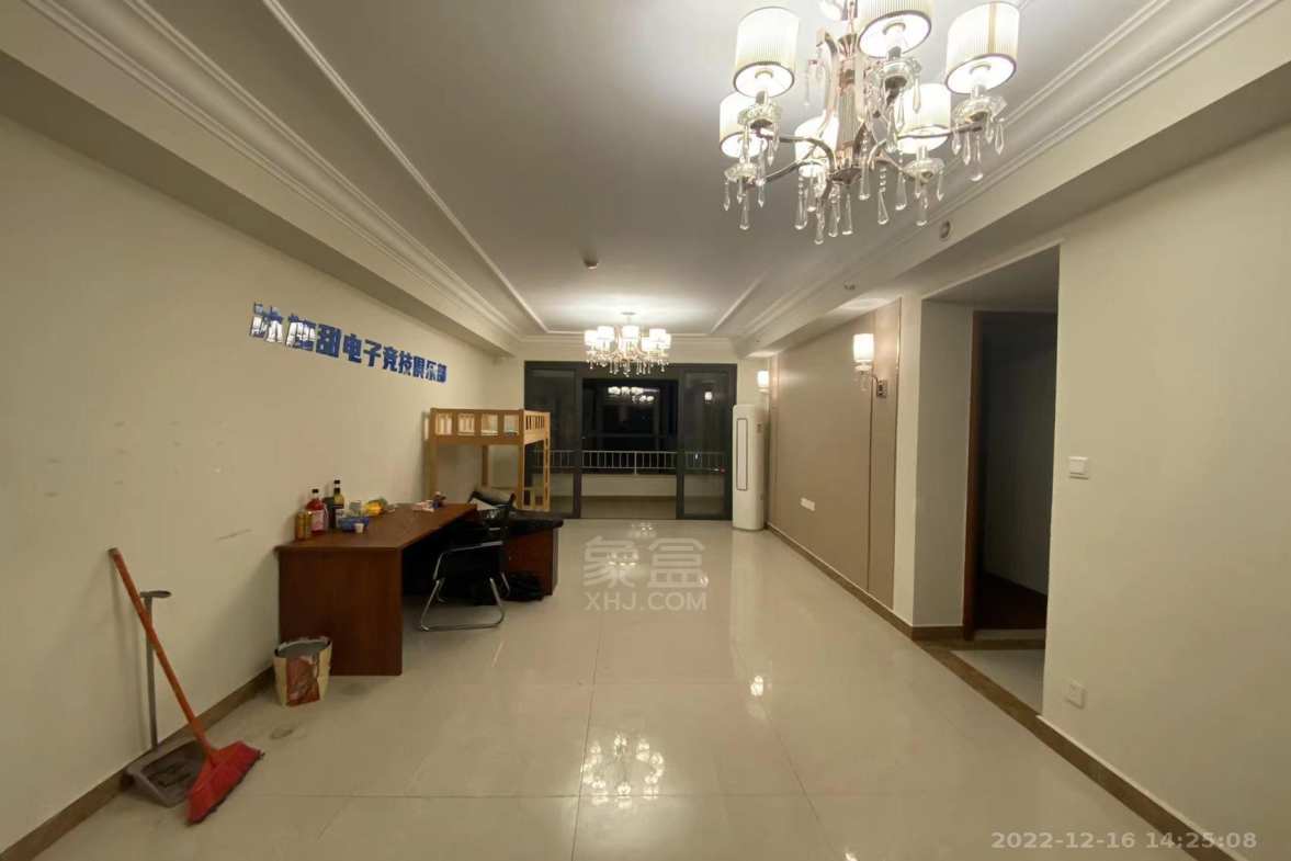 恒大御景湾  3室2厅1卫   2100.00元/月室内图