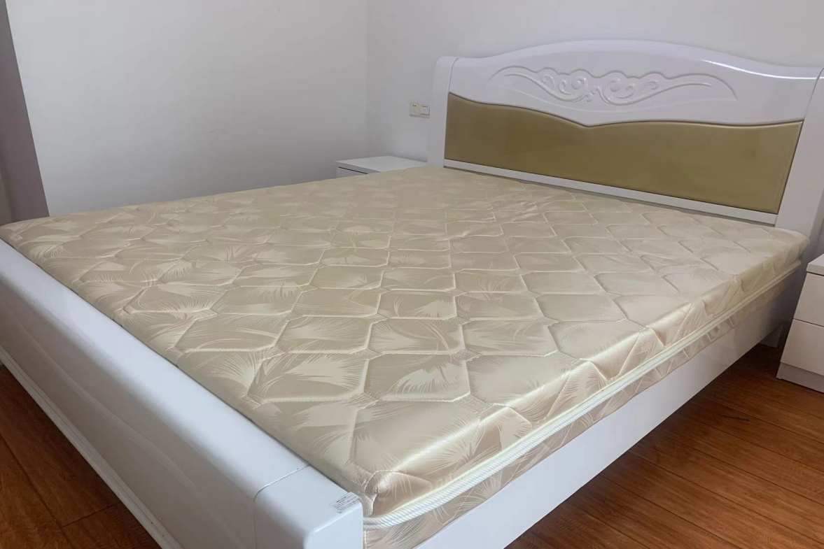明兴花苑  3室2厅2卫   2500.00元/月室内图