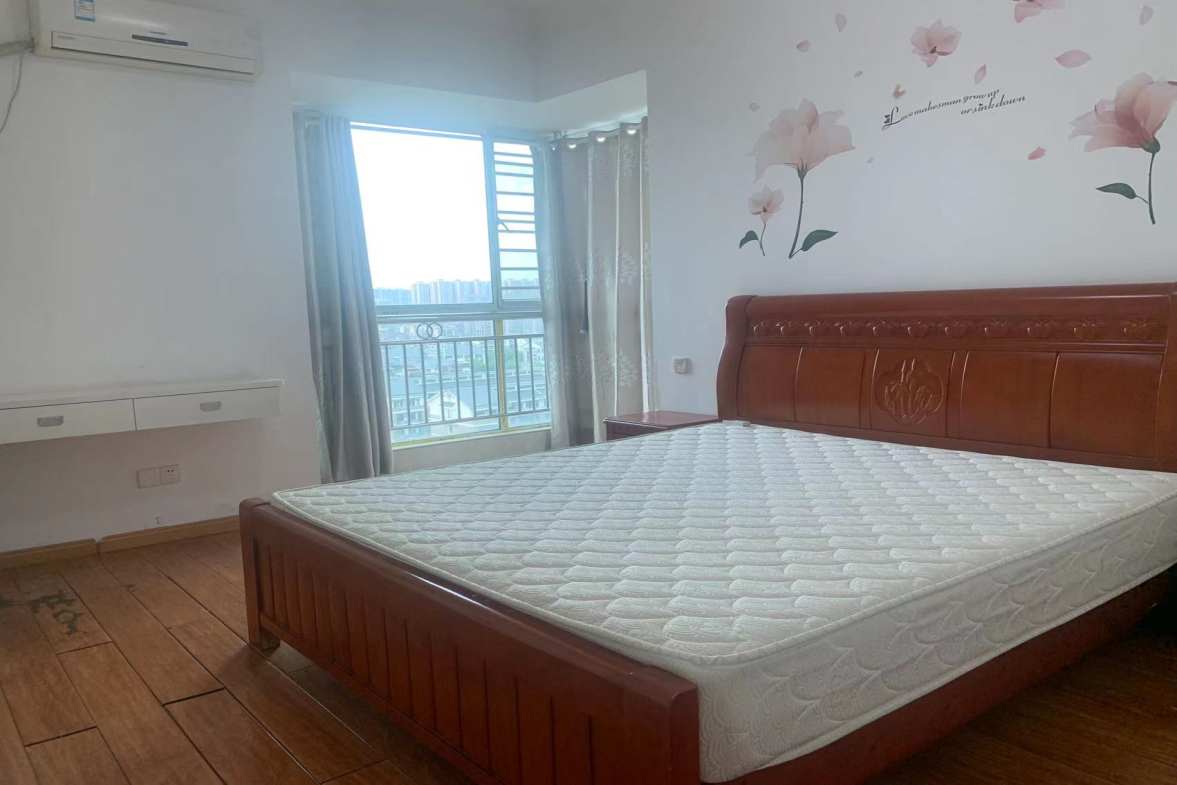 明兴花苑  3室2厅2卫   2500.00元/月室内图