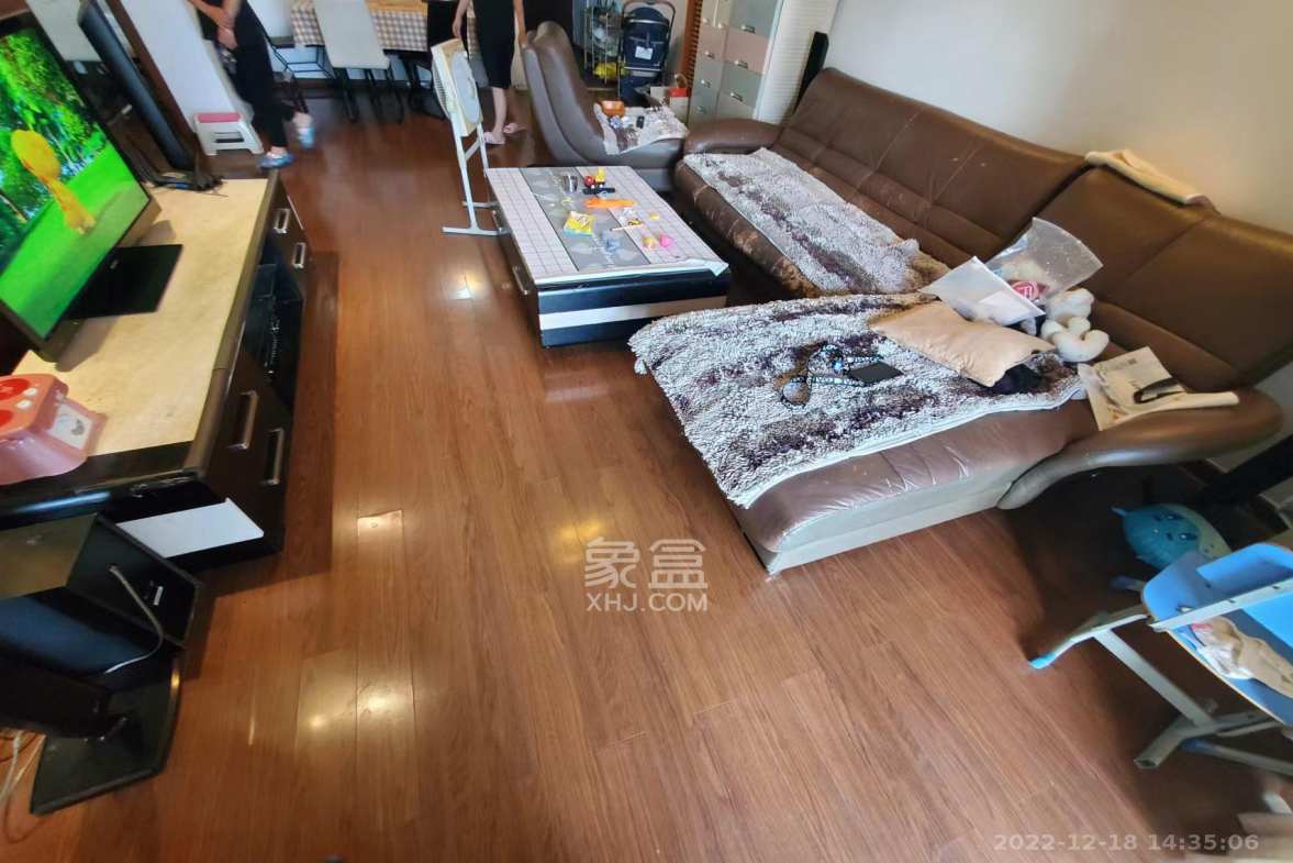 万科城  3室2厅1卫    2800.0元/月室内图