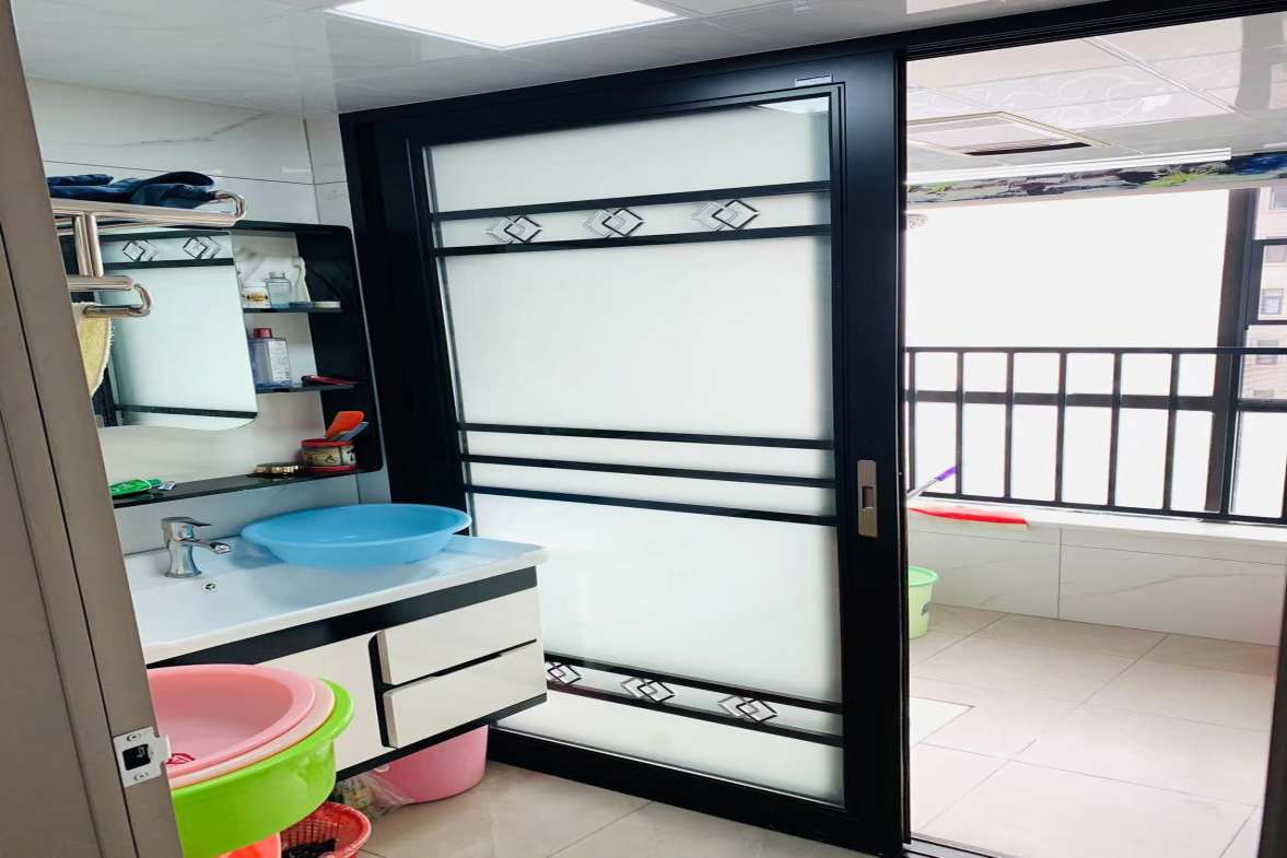 君华御庭  4室2厅2卫   2800.00元/月室内图