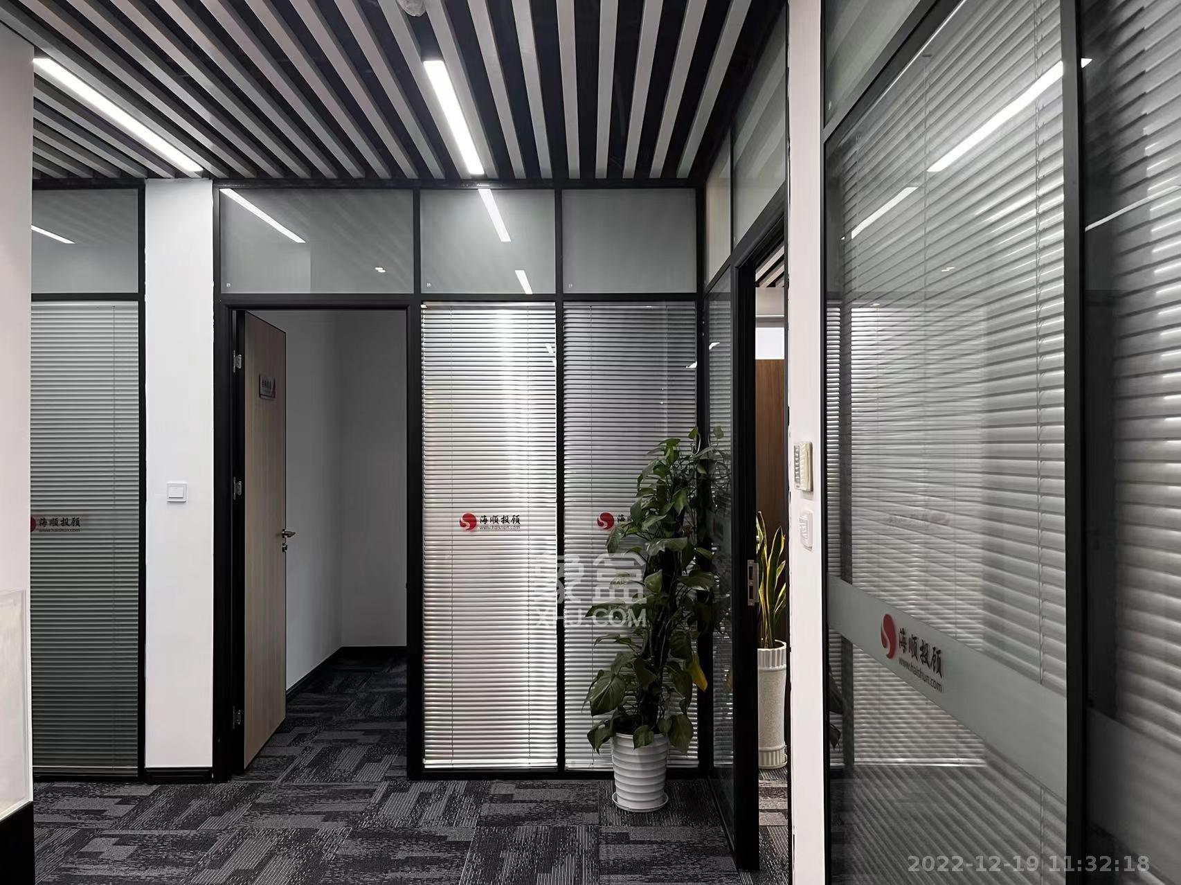 绿地中央广场   1141.0㎡      85000.0元/月室内图