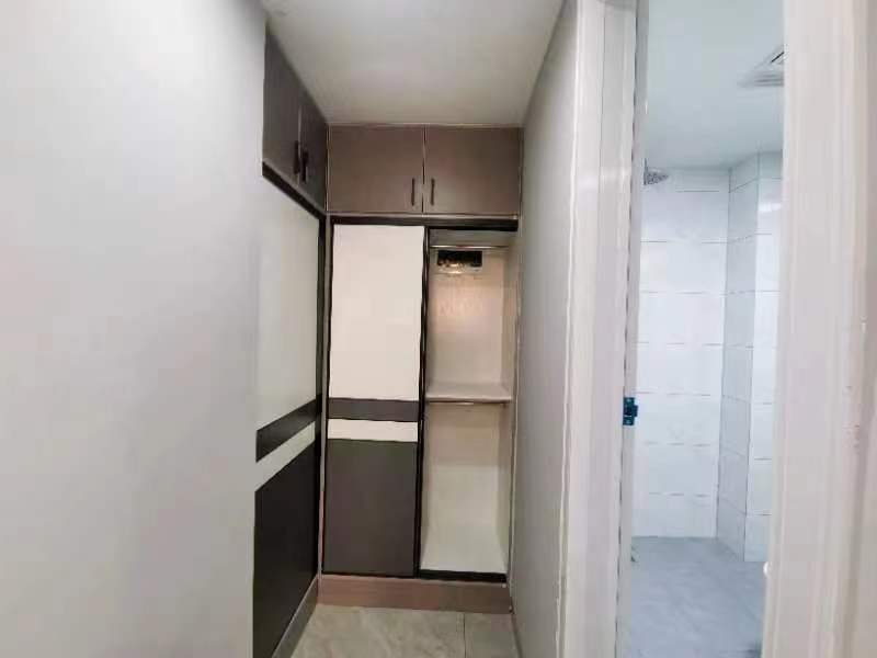 恒大滨河左岸  1室1厅1卫   1500.00元/月