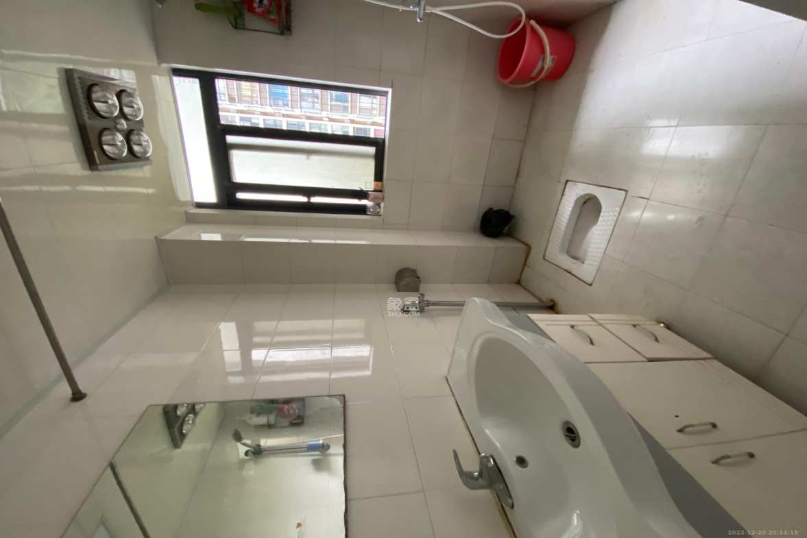 三万英尺 3室2厅2卫 2800.00元/月 三万英尺 3室2厅2卫 2800.00元/月室内图