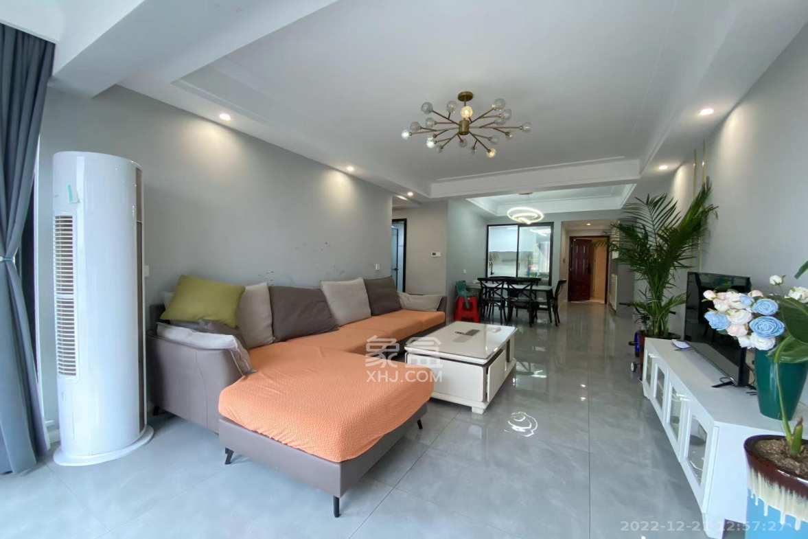 保利大都汇一期、二期  3室2厅2卫    3500.0元/月室内图