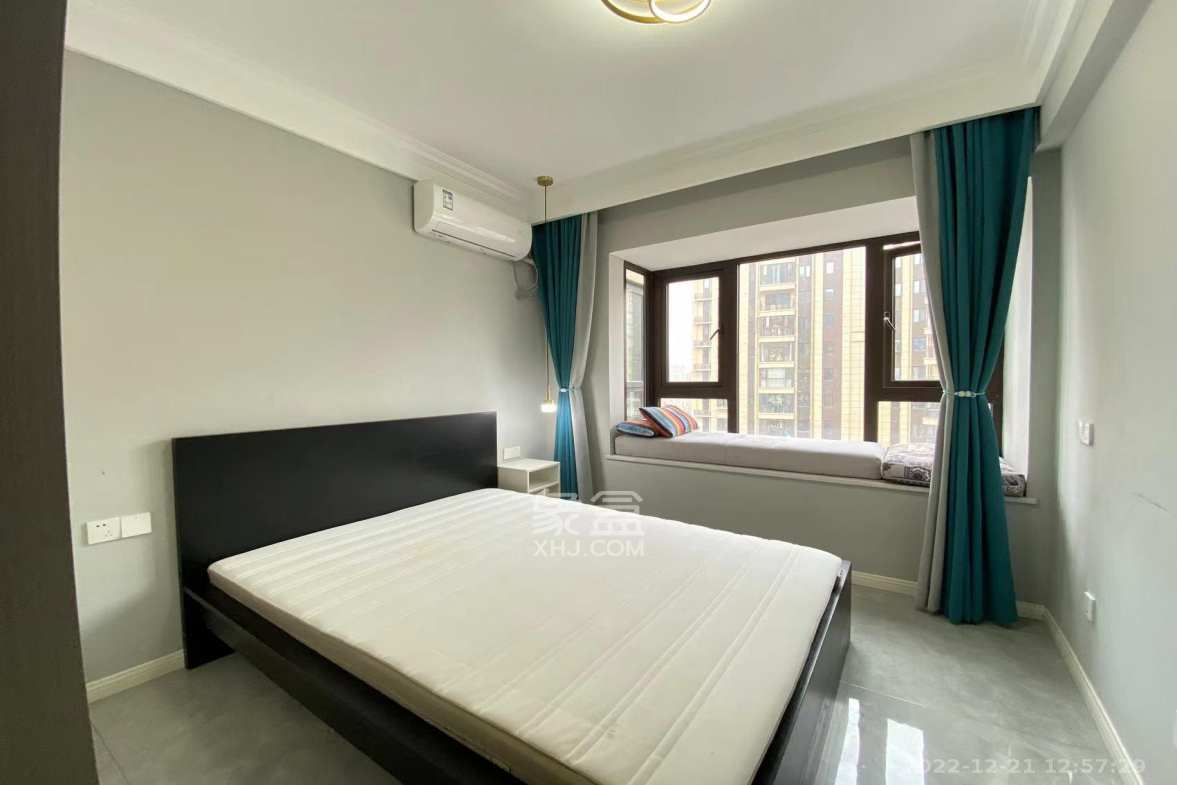 保利大都汇一期、二期  3室2厅2卫    3500.0元/月室内图