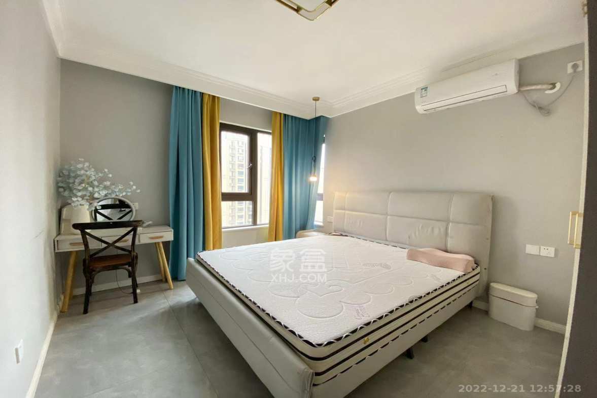 保利大都汇一期、二期  3室2厅2卫    3500.0元/月室内图