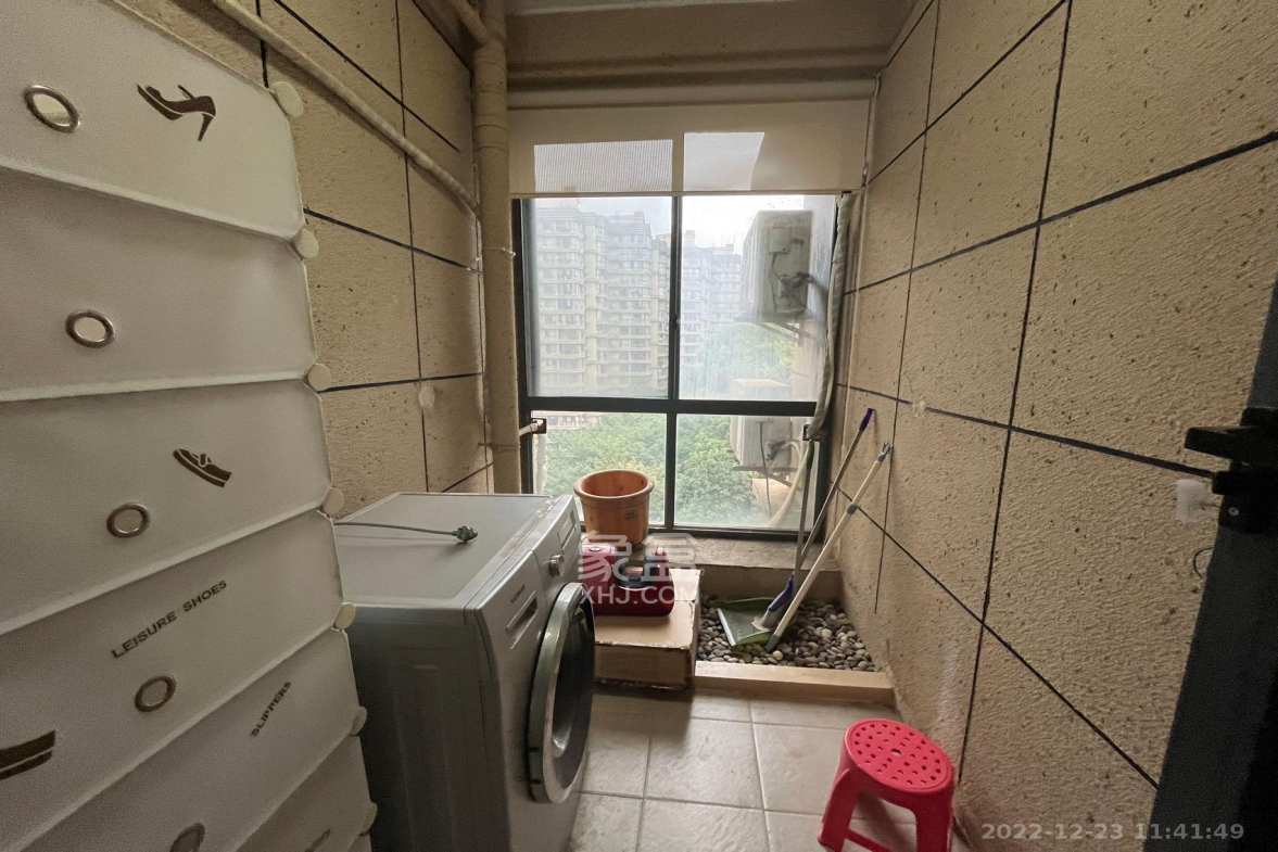 保利城（中航城国际社区、郡原美村）  1室1厅1卫    1600.0元/月室内图