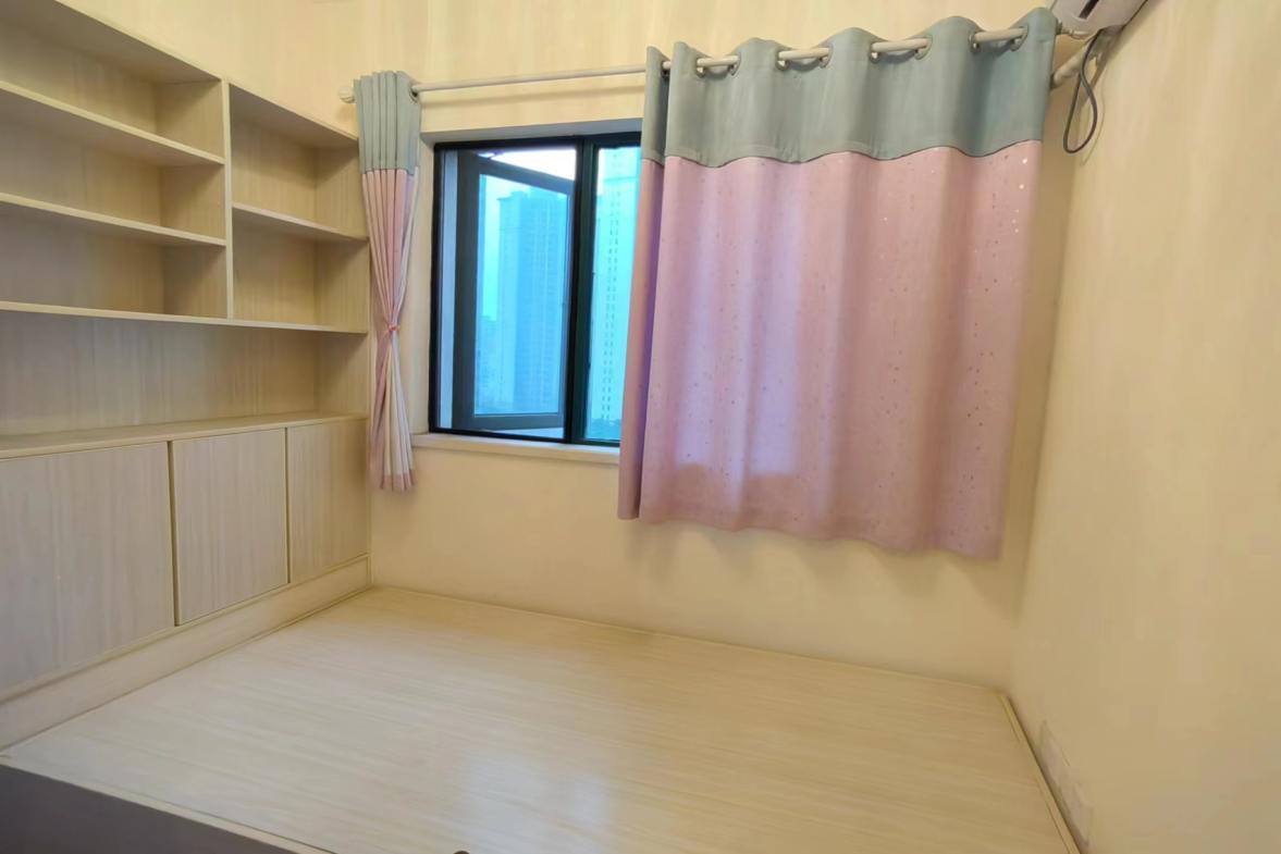 恒大绿洲  3室2厅1卫   2000.00元/月室内图