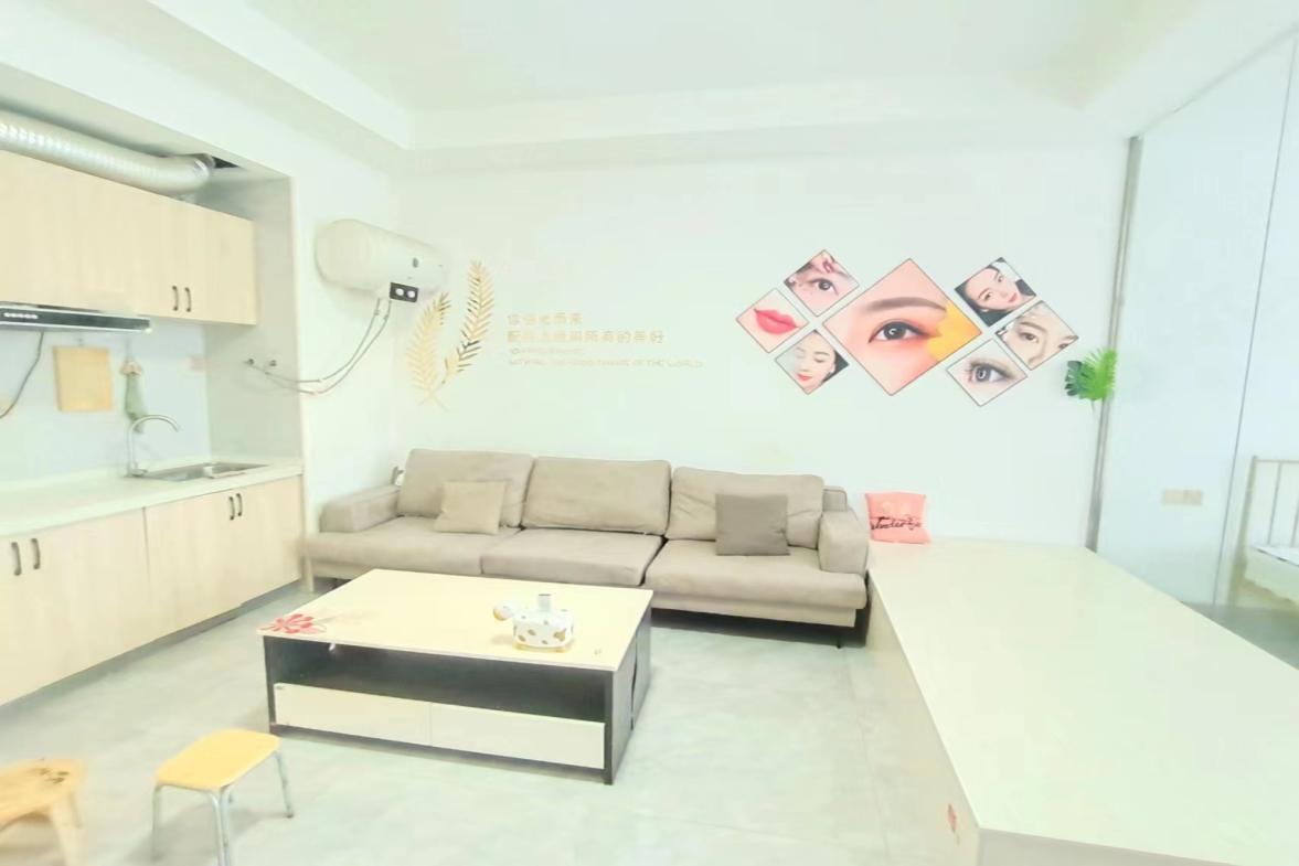 华南城市广场  1室1厅1卫   1600.00元/月户型图