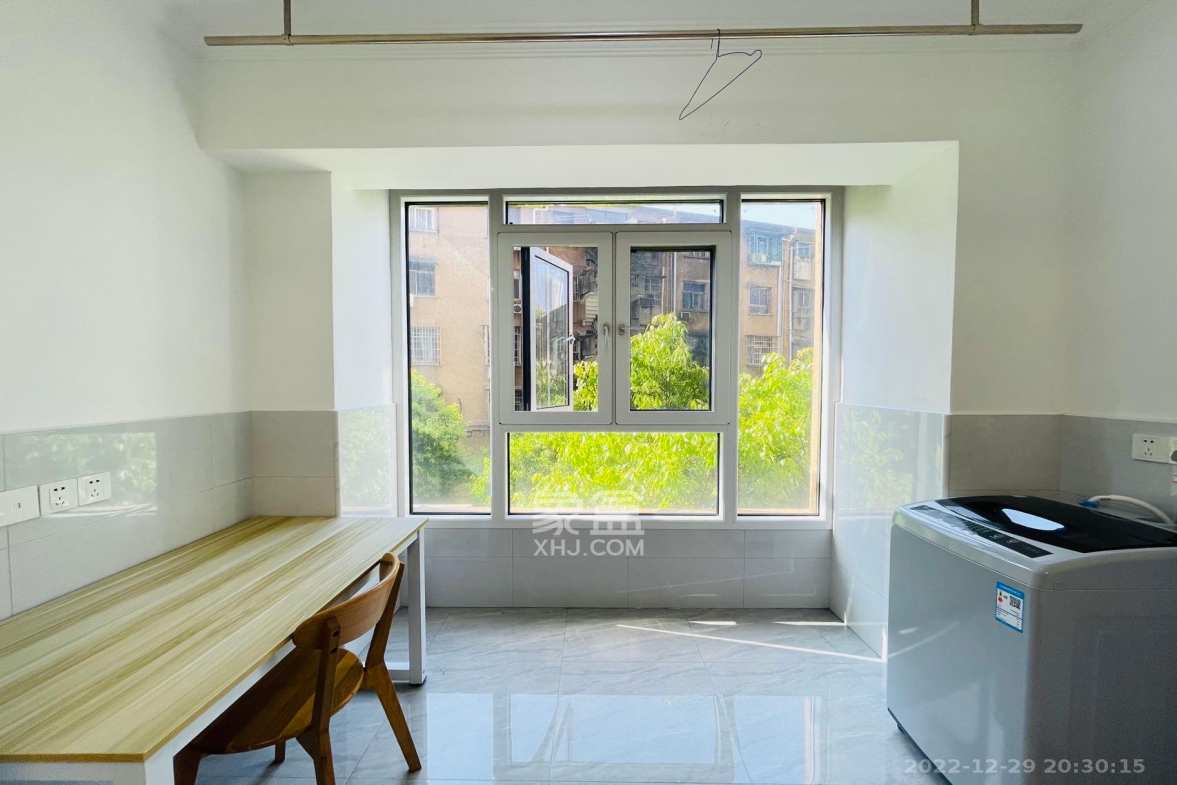 上园商住小区  1室1厅1卫    2100.0元/月室内图