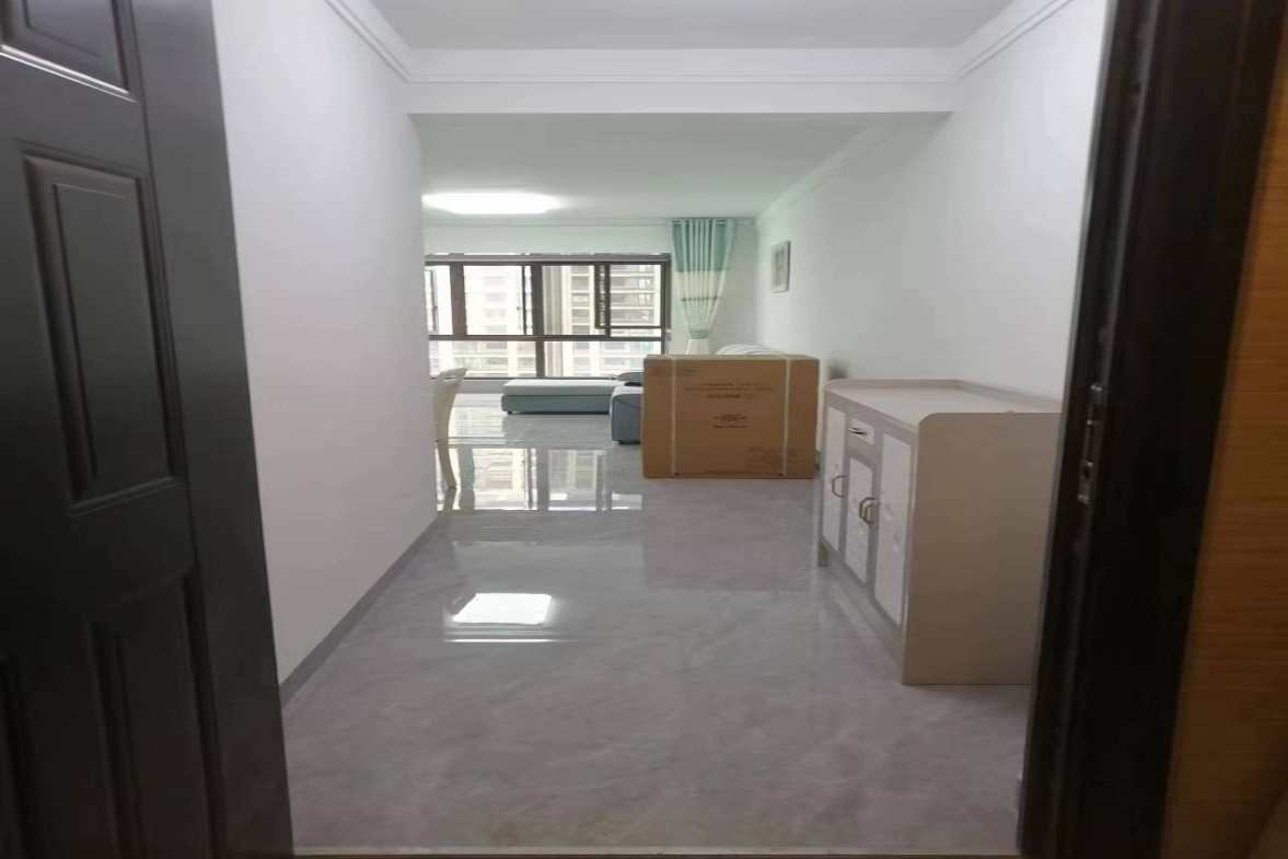 岳阳未名府  3室2厅2卫   2200.00元/月室内图