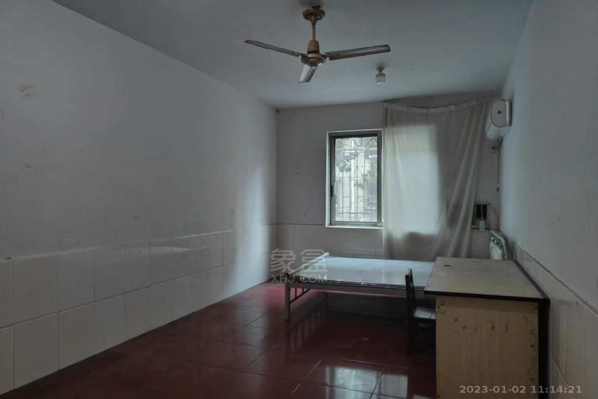 花园一村  3室2厅1卫   1000.00元/月室内图