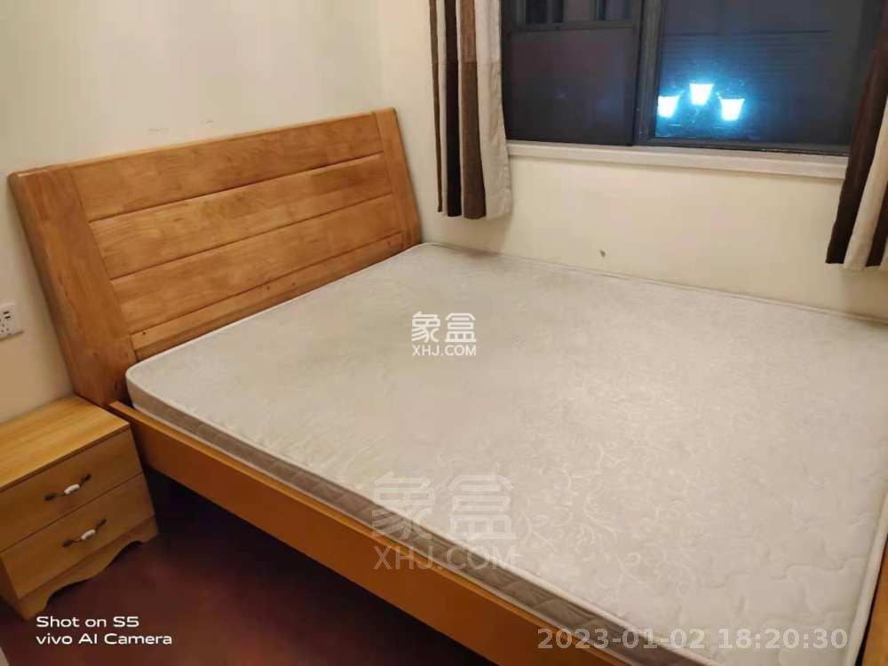 恒大华府  3室2厅1卫    2200.0元/月室内图