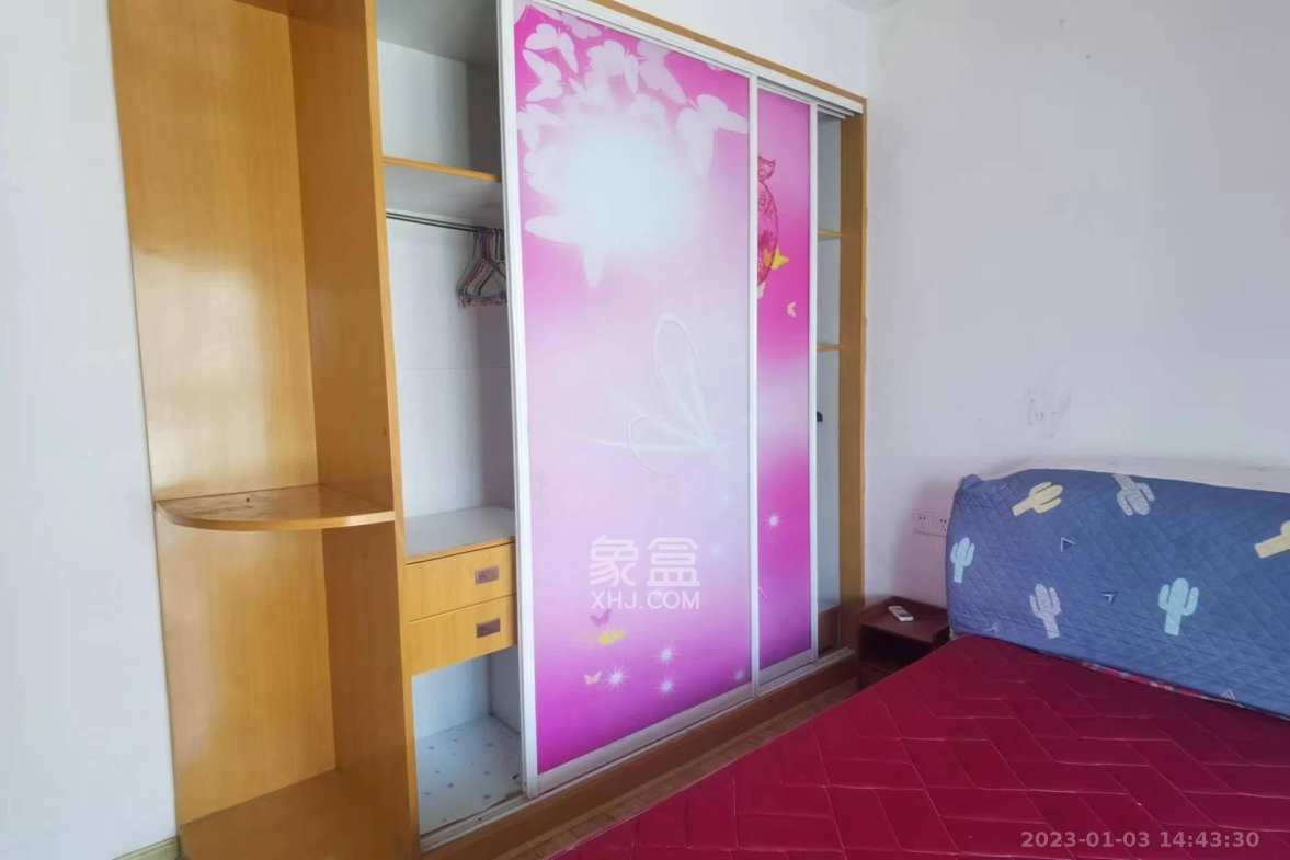 彩都公寓  1室1厅1卫    1500.0元/月室内图