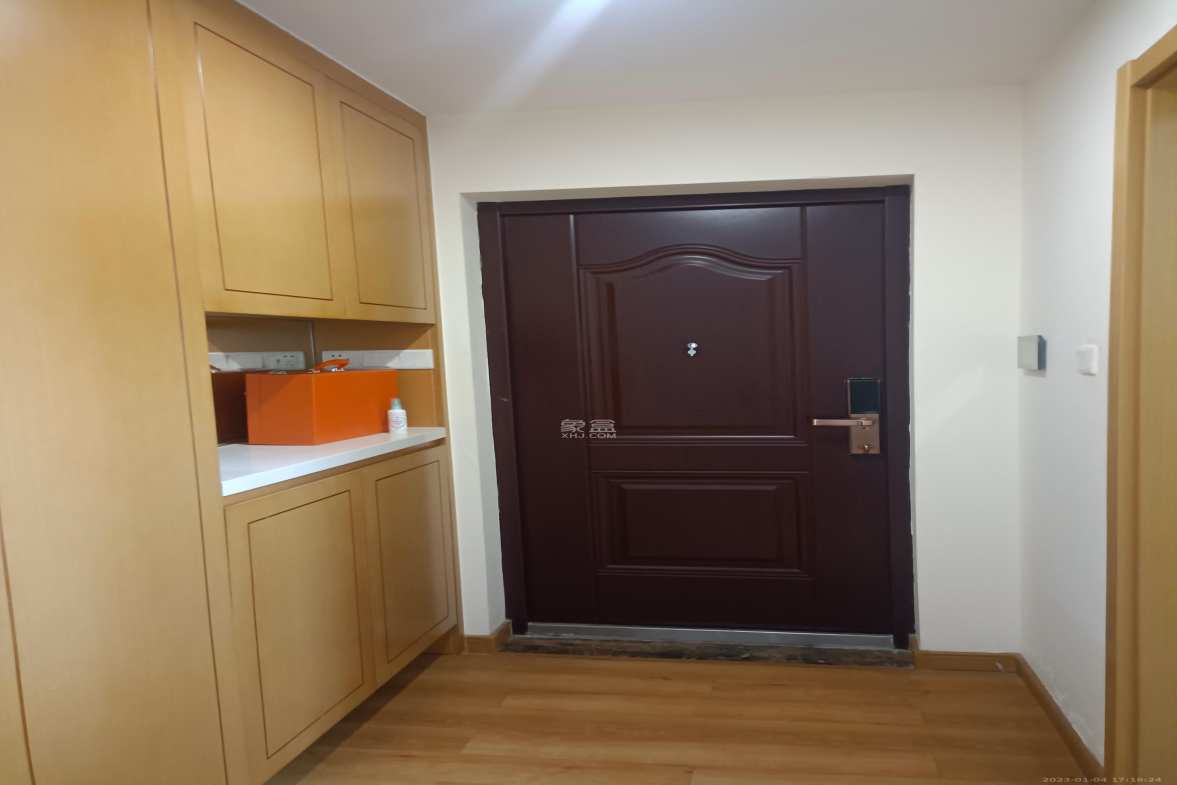 中建璟和城  3室2厅2卫    26000.0元/月室内图