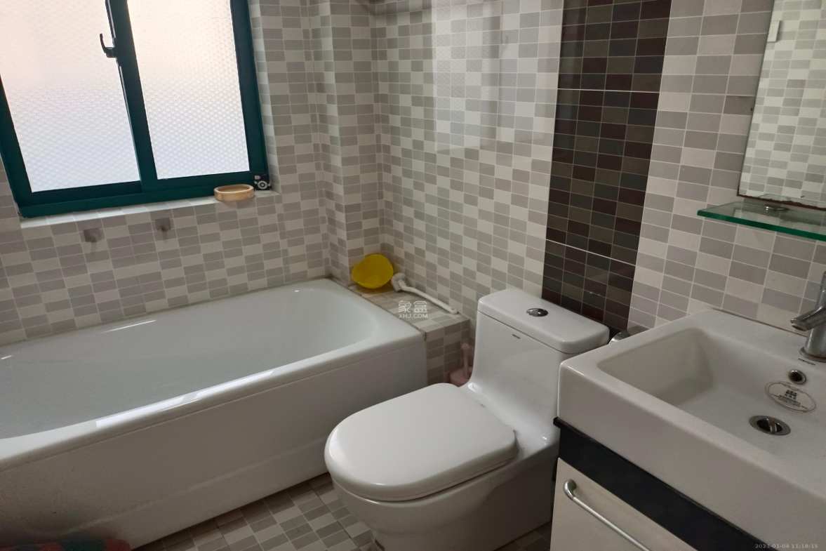 西湖丽景  3室2厅2卫    3600.0元/月室内图