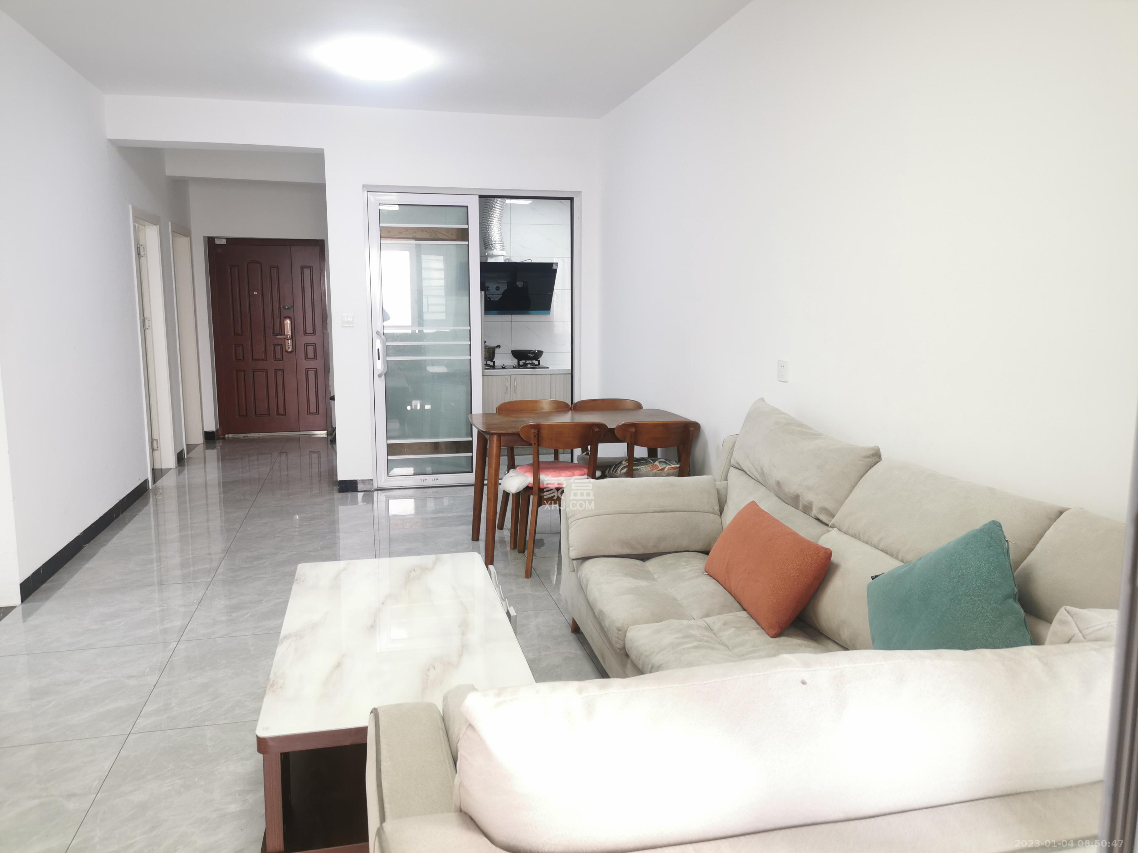 中交中央公园D4区 3室2厅1卫 2700.0元/月