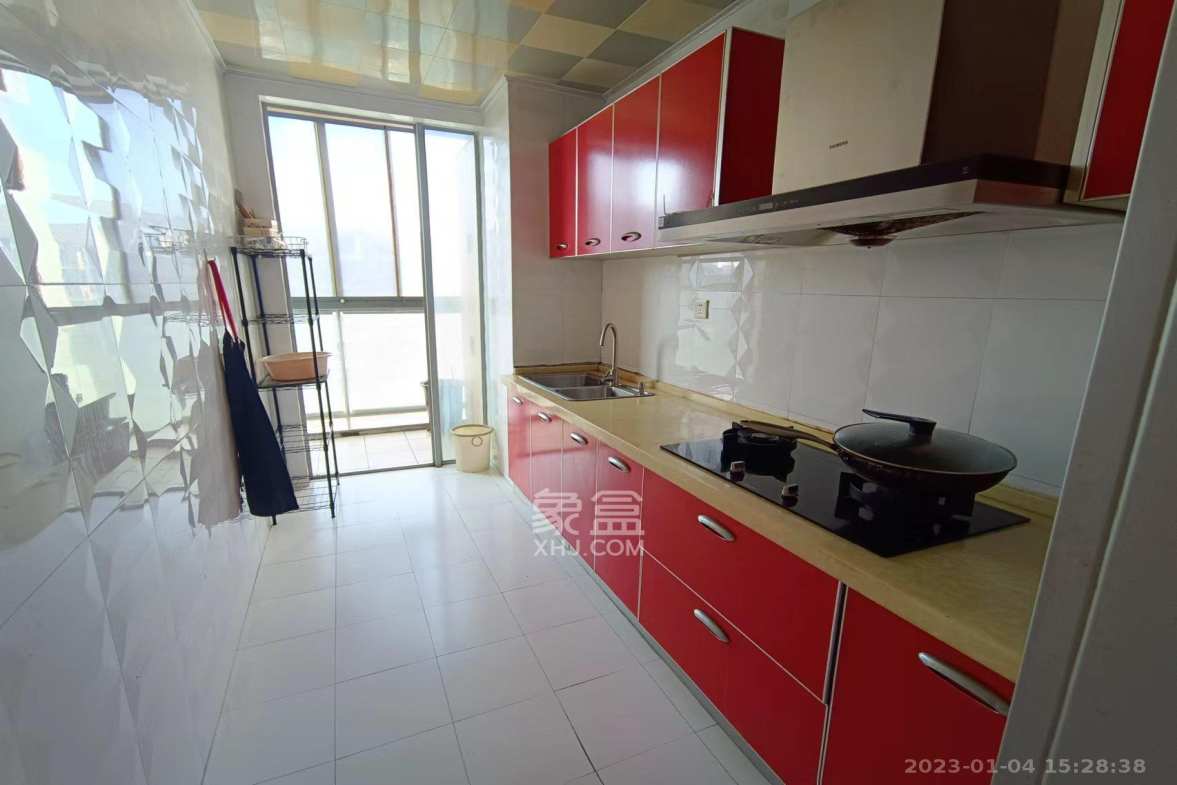 阳光100二期 3室1厅1卫 2400.0元/月 阳光100二期 3室1厅1卫 2400.0元/月室内图