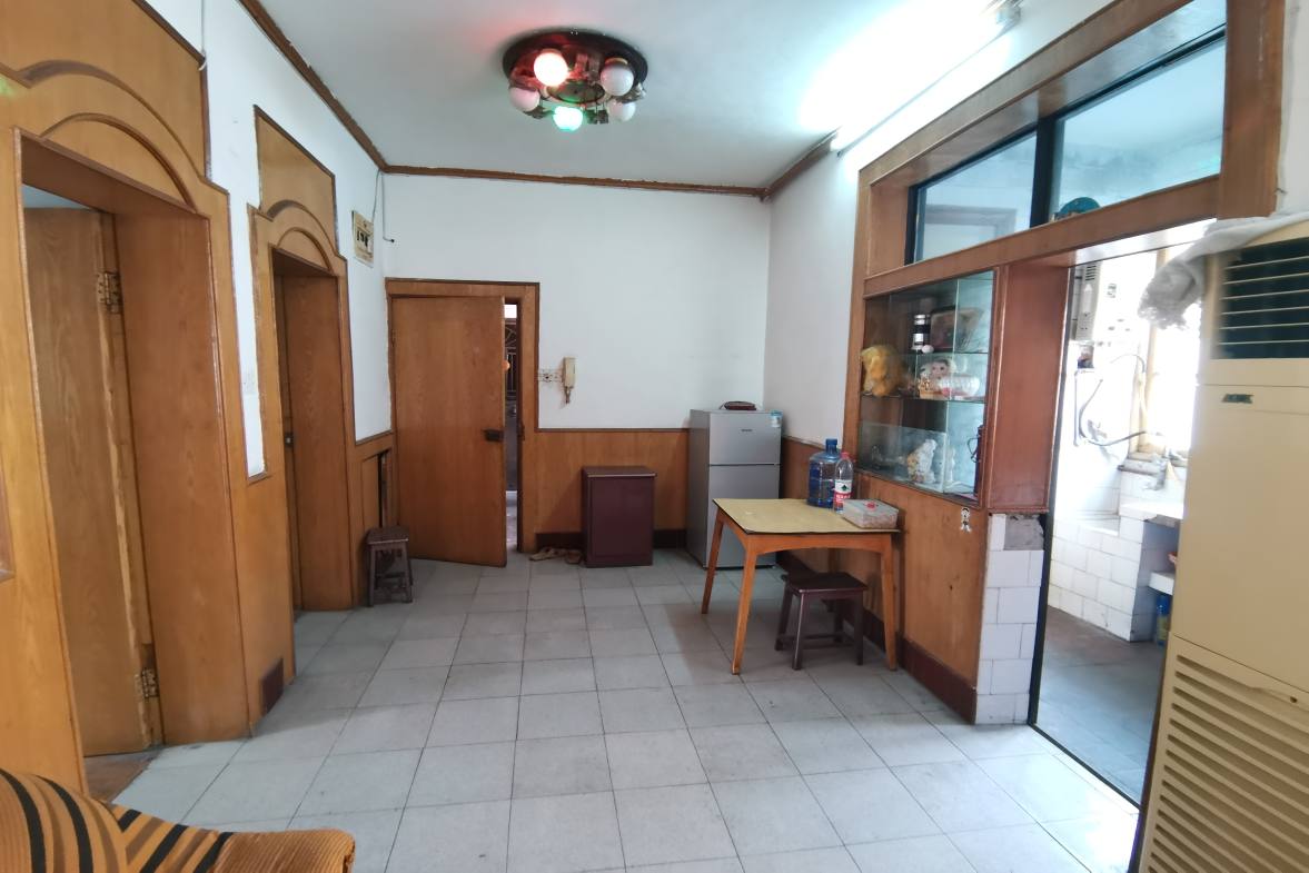 公园社区(青山小区)  2室1厅1卫    27.8万 公园社区(青山小区)  2室1厅1卫    27.8万户型图