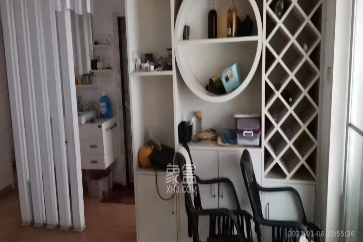 含浦家苑 3室2厅2卫 2200.0元/月 含浦家苑 3室2厅2卫 2200.0元/月室内图