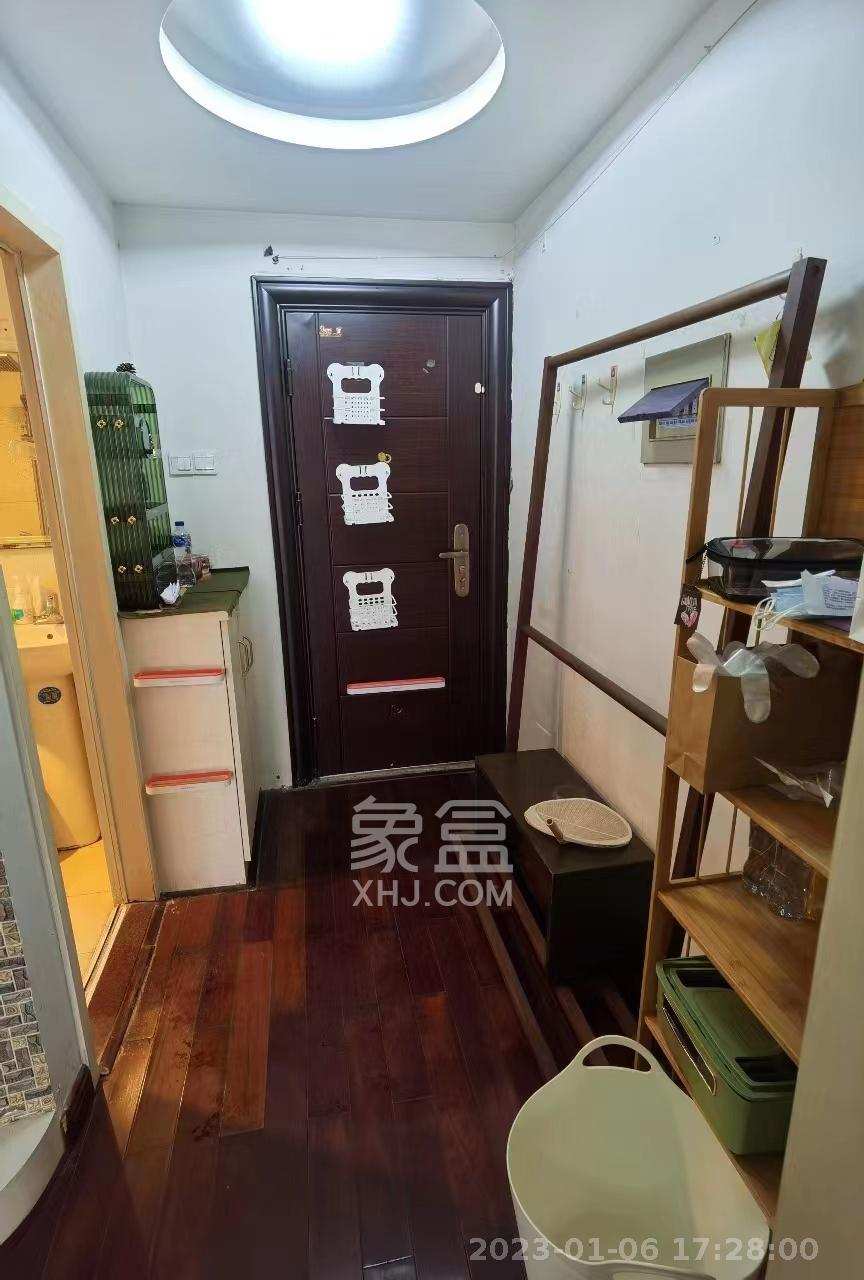 青和上座（上味舫大厦）  1室1厅1卫    2000.0元/月室内图