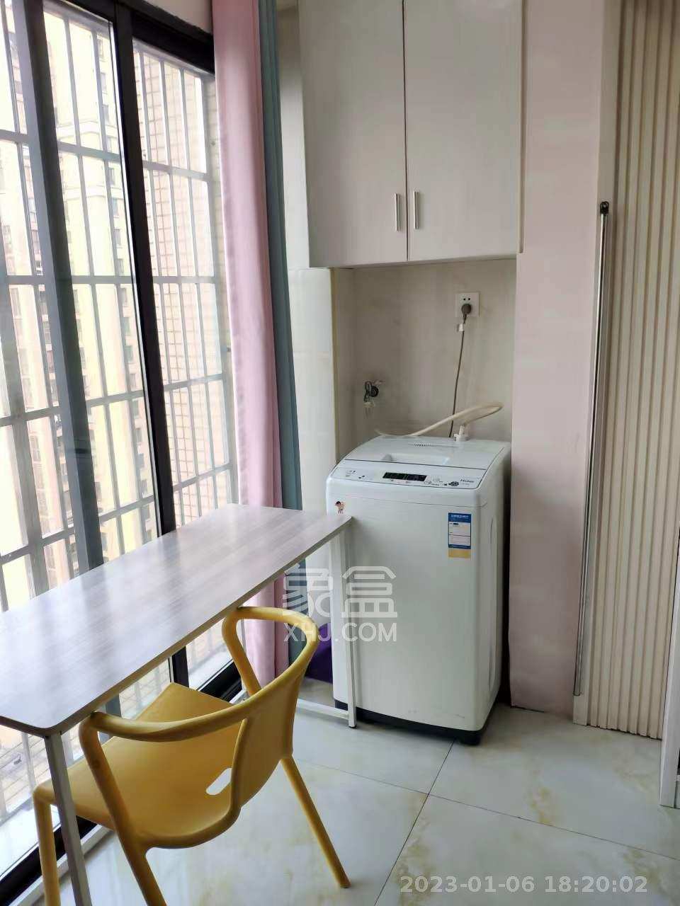 华润五彩城  1室1厅1卫    1400.0元/月室内图
