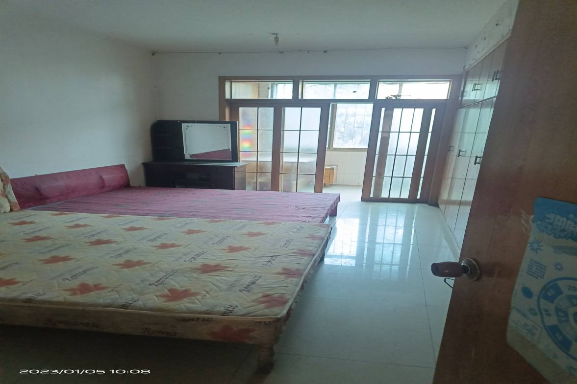 华达机械厂  3室2厅2卫   750.00元/月 华达机械厂  3室2厅2卫   750.00元/月室内图