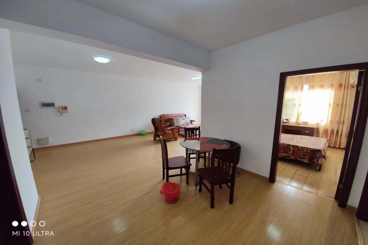高星明居  3室2厅1卫   1800.00元/月室内图