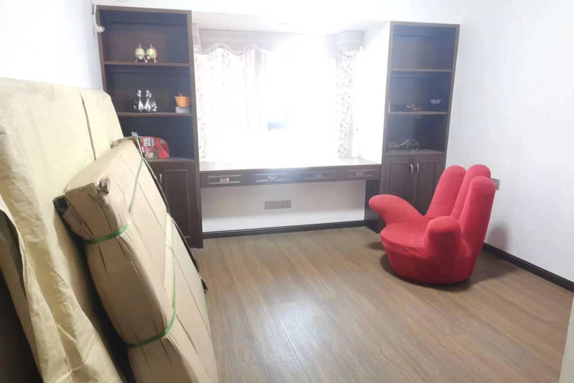 财富嘉苑  3室2厅2卫   2800.00元/月室内图
