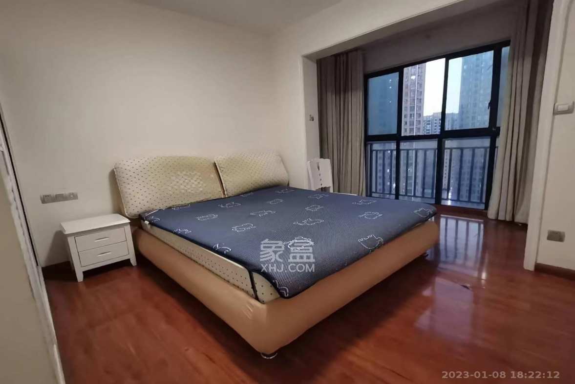 鑫科明珠  3室2厅1卫    2500.0元/月室内图