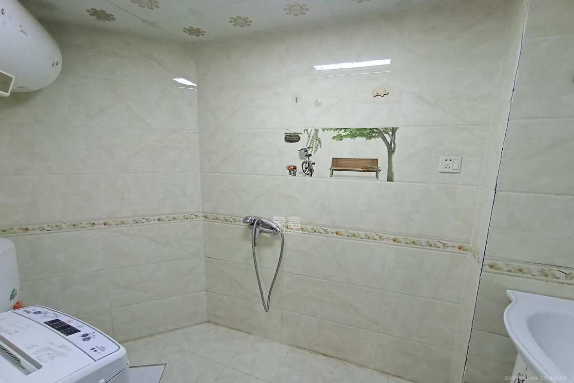 东方航标 3室2厅1卫 1800.0元/月 东方航标 3室2厅1卫 1800.0元/月室内图