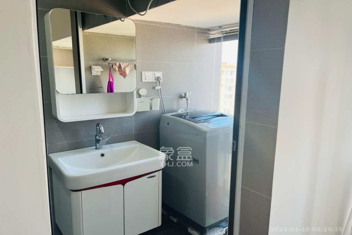 中建芙蓉嘉苑  1室1厅1卫    1600.0元/月室内图