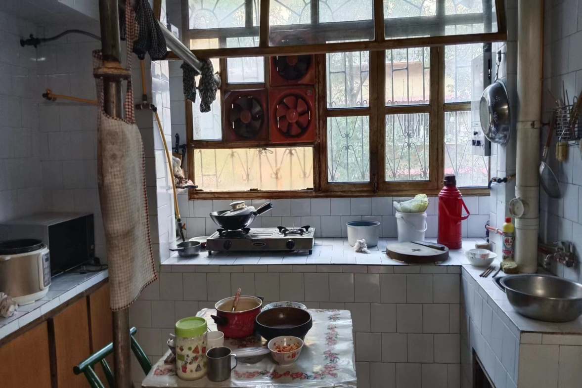 旁山冲  2室1厅1卫   23.80万客厅