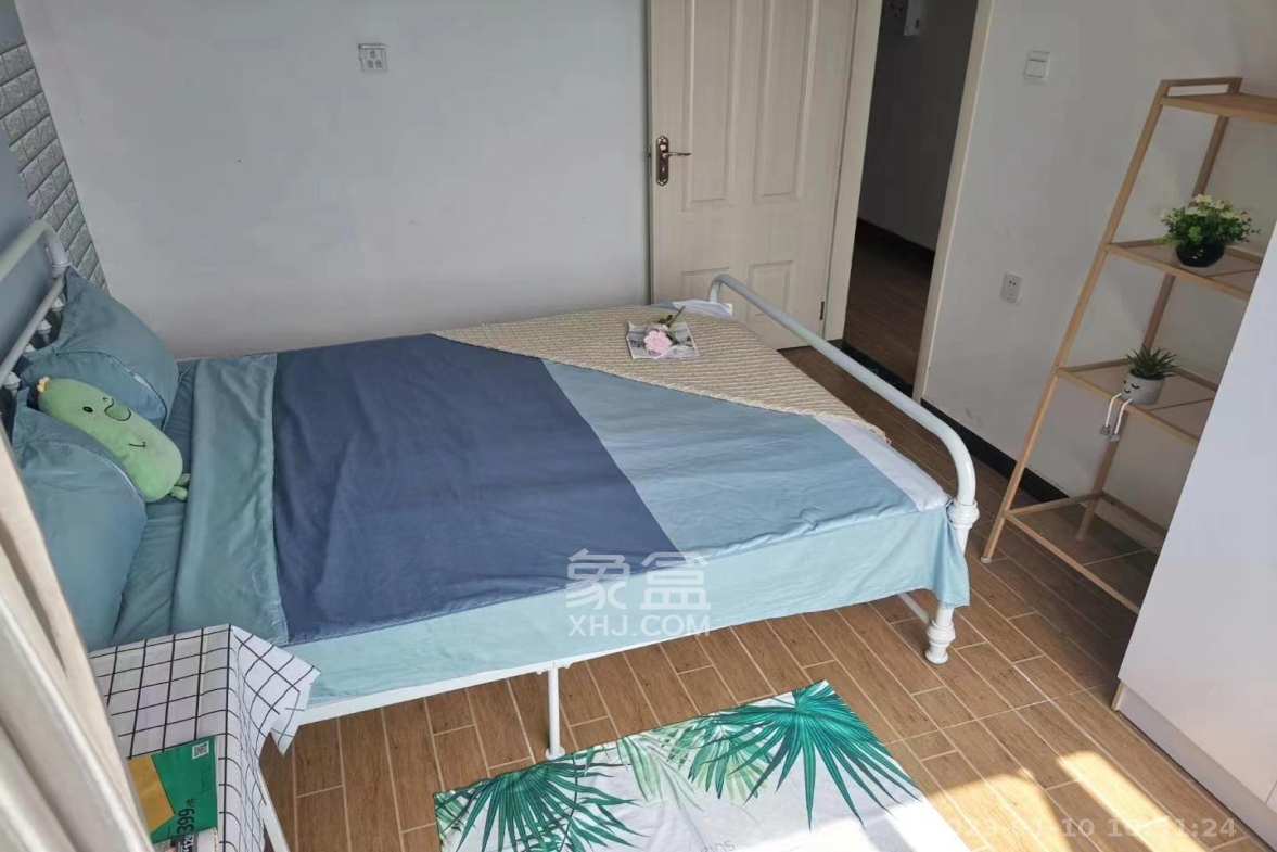 华韵城市海岸 7室0厅2卫 3500.0元/月 华韵城市海岸 7室0厅2卫 3500.0元/月室内图