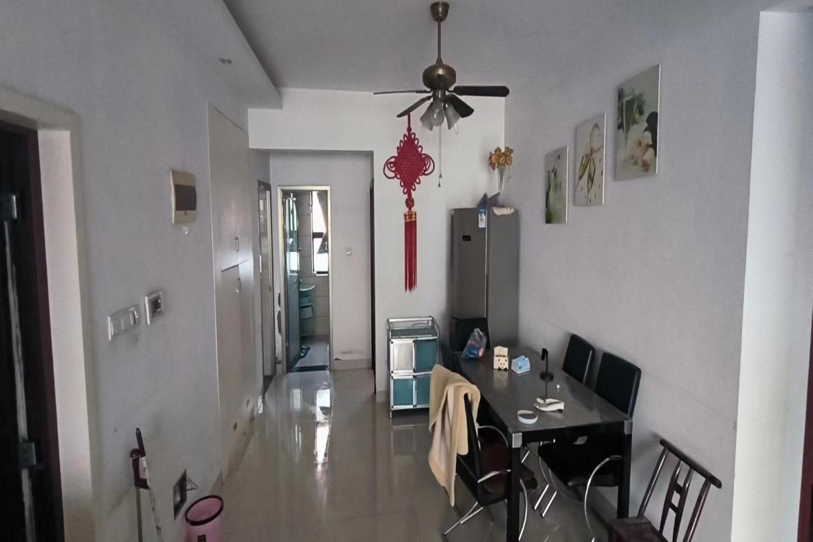 嘉天18号  3室2厅1卫   1500.00元/月户型图