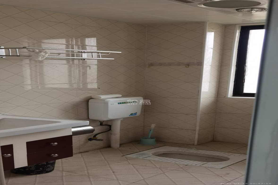 融科檀香山(融科紫檀、香山国际) 3室2厅1卫 3200.0元/月 融科檀香山(融科紫檀、香山国际) 3室2厅1卫 3200.0元/月室内图