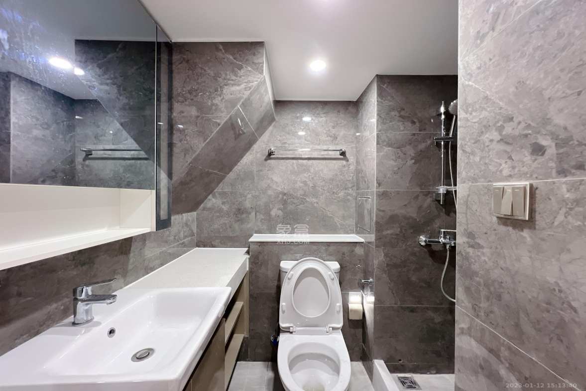 华远华时代  2室1厅1卫    4000.0元/月室内图