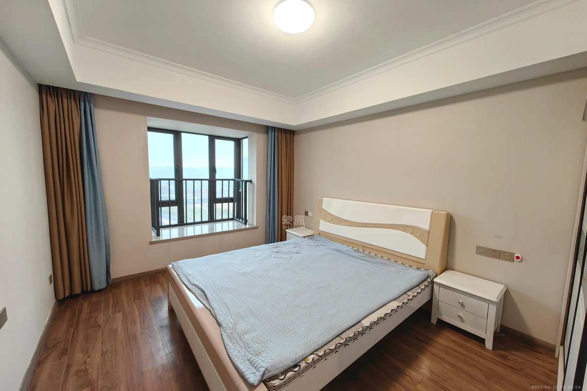 梦想新天地  3室2厅2卫    3400.0元/月室内图